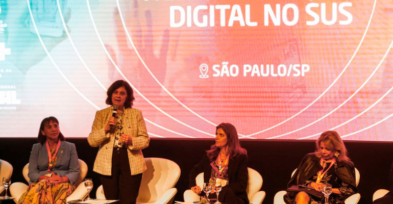 digitalizacao-sus-simposio-paulo-pinto-agencia-brasil.png